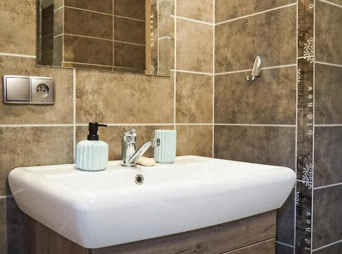 W Gorach Na Wylacznosc Zlatna