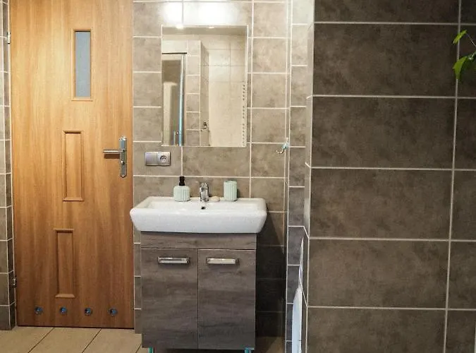 W Gorach Na Wylacznosc